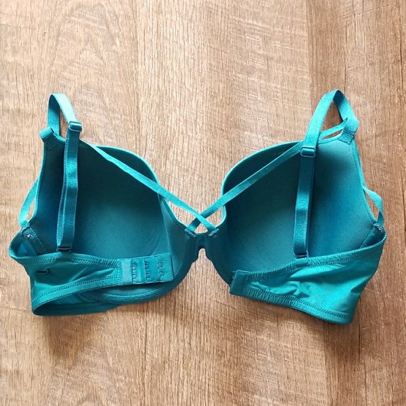 🍒VS BUNDLE🍒 34DD - Picture 2 of 7